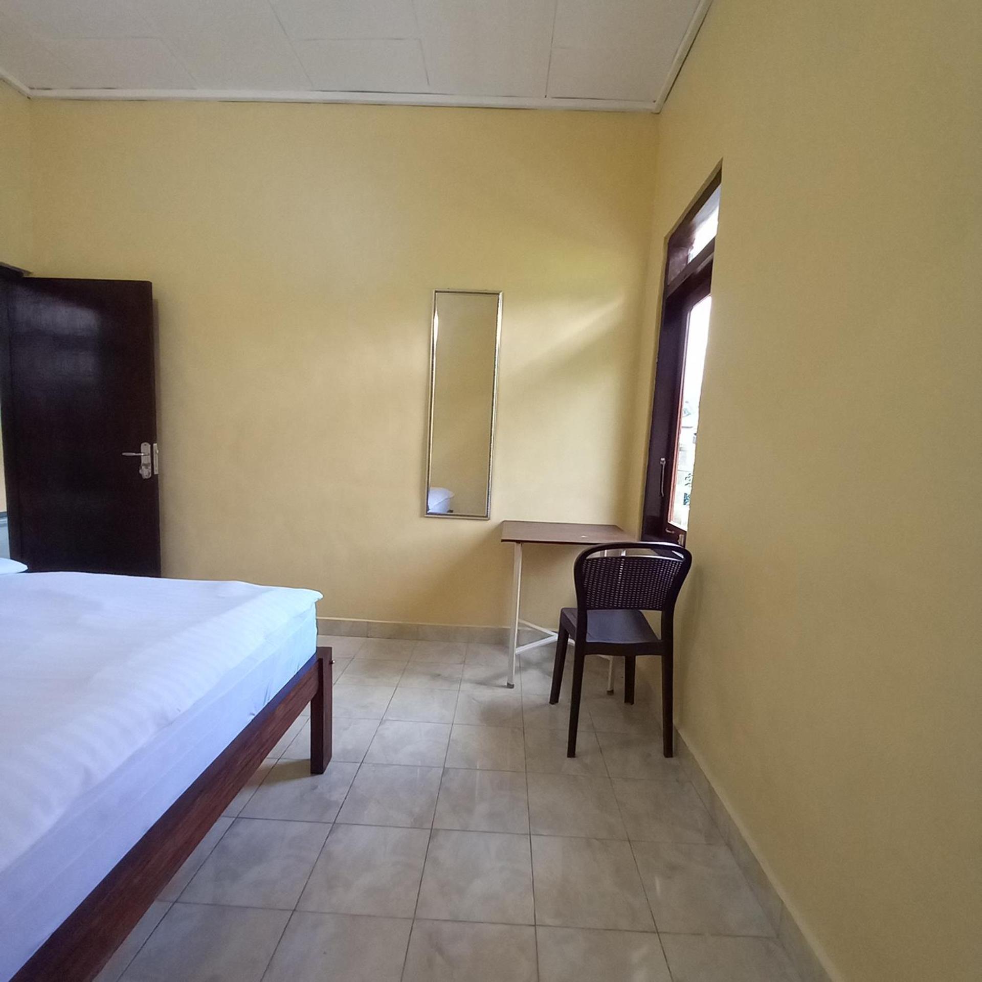 Tange Guest House Ruteng Kamer foto